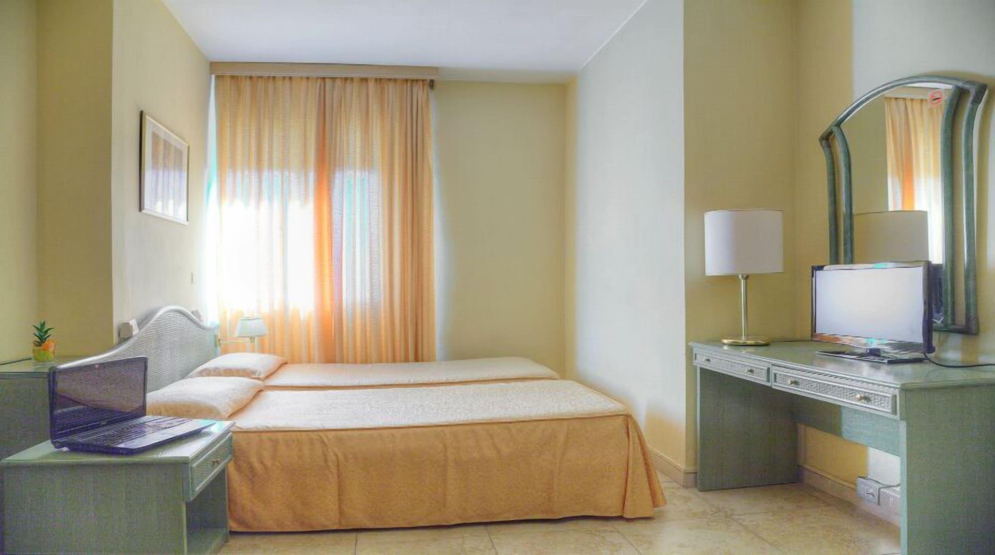 Hotel Amalfi Jesolo Extérieur photo