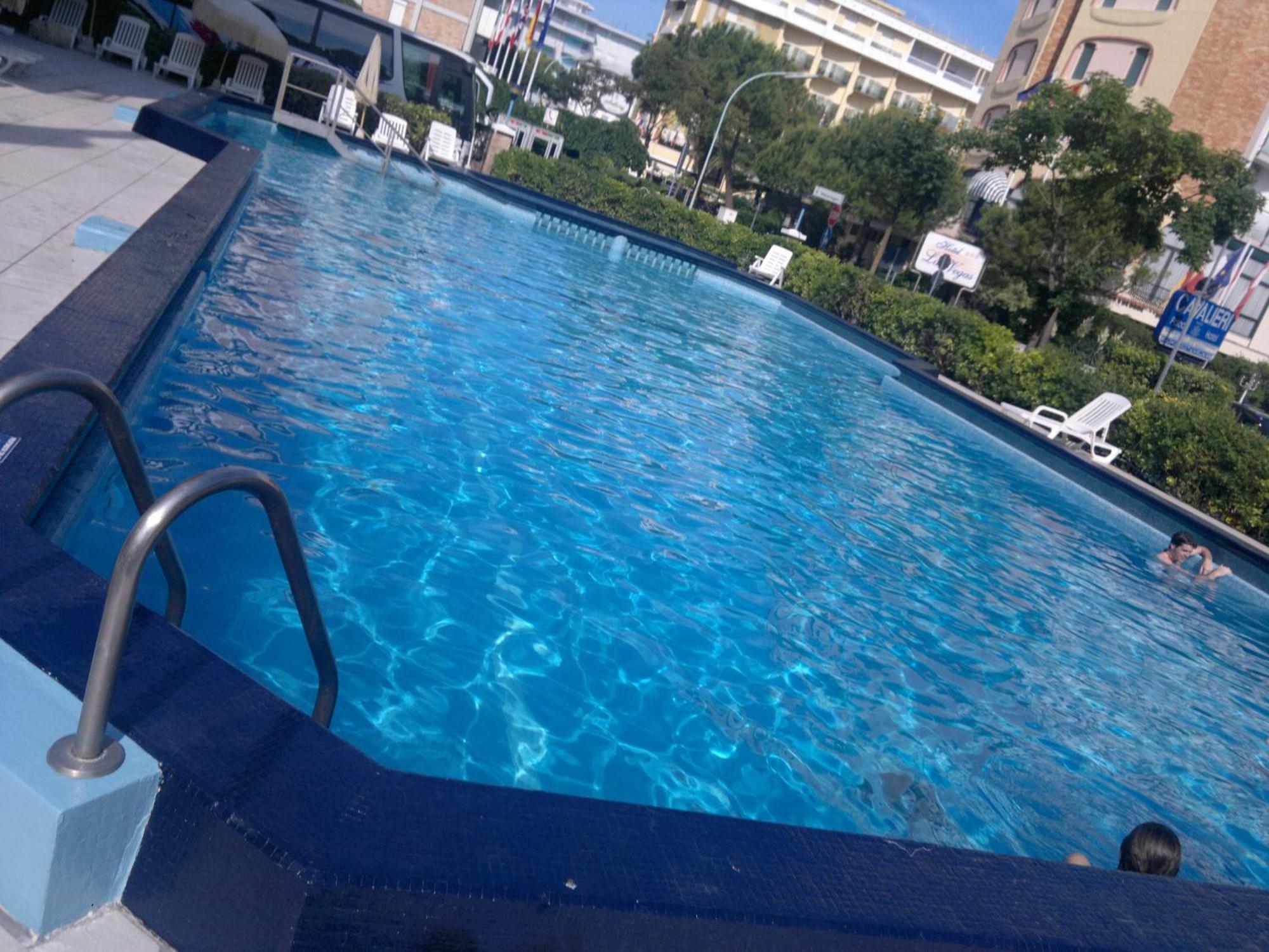 Hotel Amalfi Jesolo Extérieur photo
