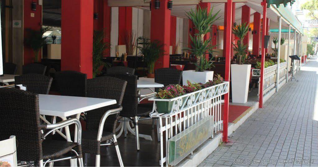Hotel Amalfi Jesolo Extérieur photo